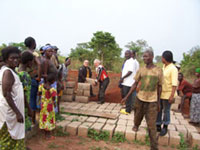 Travaux du dispensaire de sant&eacute; de Zav&eacute;, Togo
