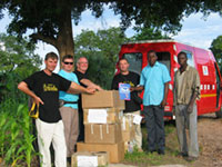 Distribution de dons lors du raid humanitaire de 2007, Togo